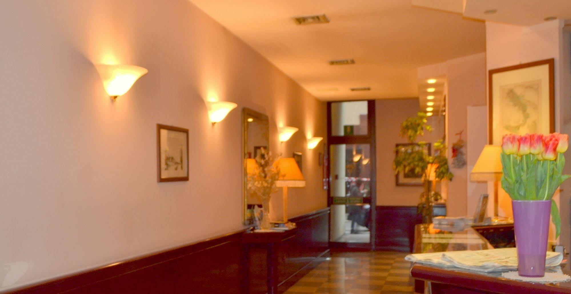 Buenos Aires Hotel Milano Exteriör bild